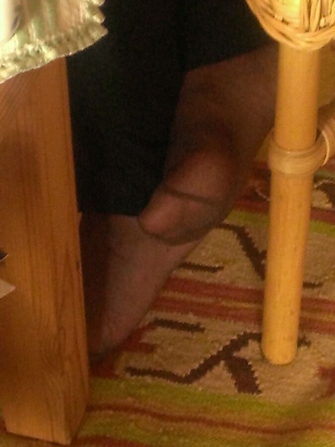 Free porn pics of feet of my aunt 1 of 9 pics