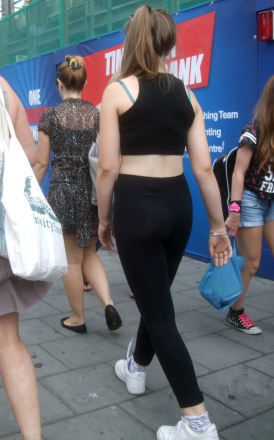 Free porn pics of Candid Teens 33 - Leggings/Jeggings & Crop Top 12 of 28 pics