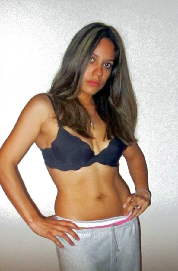 Free porn pics of Leggy Latina 19 of 23 pics