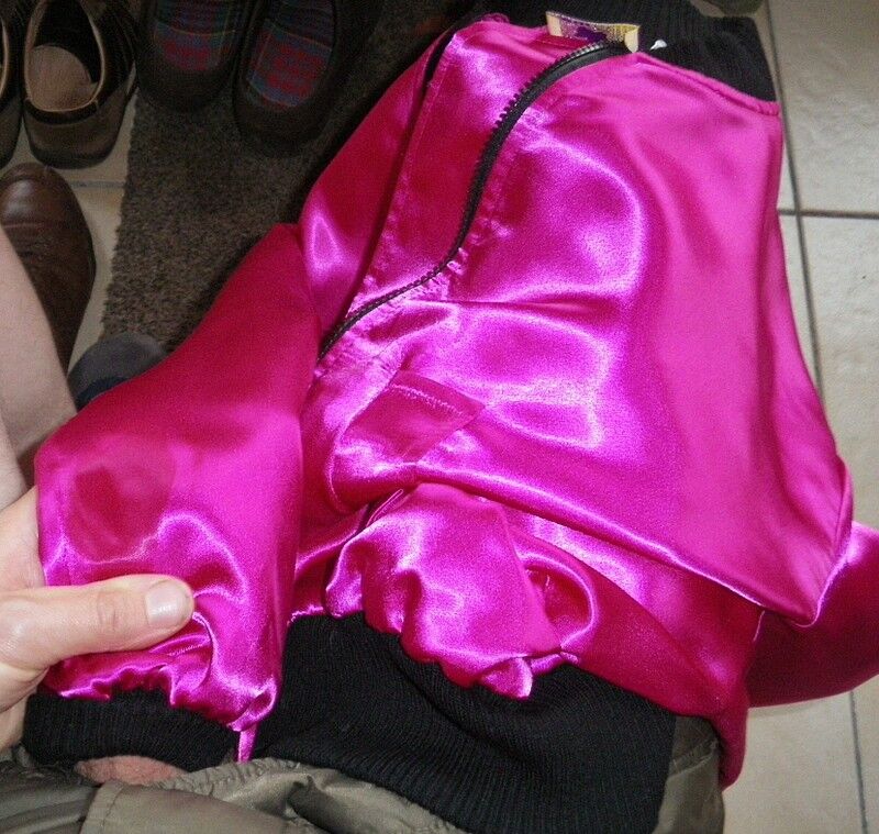 Free porn pics of Fetish fun: Christine's satin jacket and shiny nylon bra 2 of 12 pics