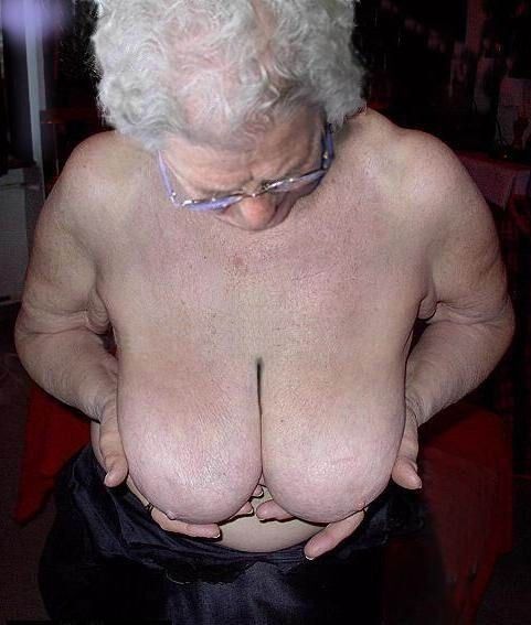 Free porn pics of Grannys and milfs - 3rd edition. 3 of 24 pics