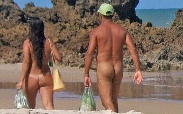 Free porn pics of Brazilian nudists 6 8 of 19 pics