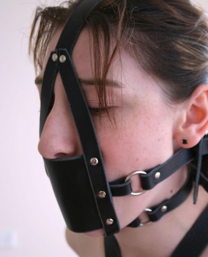 Free porn pics of Gagged women 45 8 of 650 pics