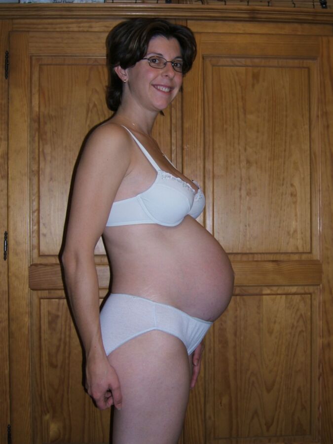 Free porn pics of Pregnant wife 5 of 21 pics