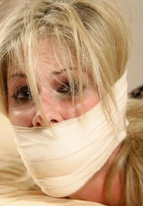 Free porn pics of Gagged women 45 21 of 650 pics