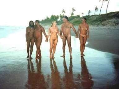 Free porn pics of Brazilian nudists 6 4 of 19 pics