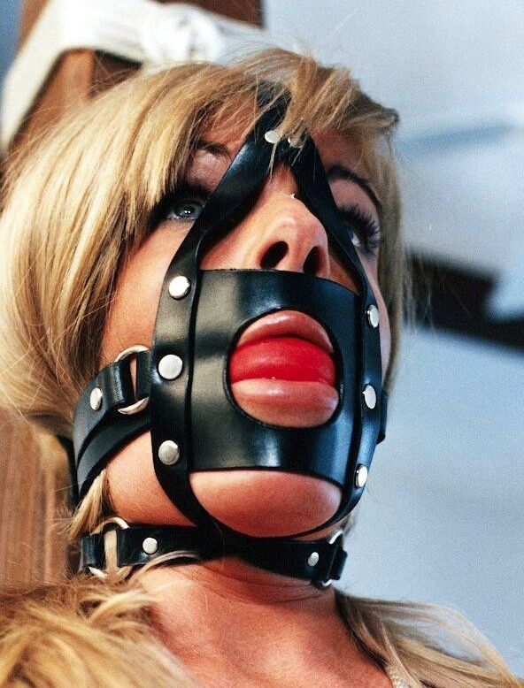 Free porn pics of Gagged women 45 13 of 650 pics
