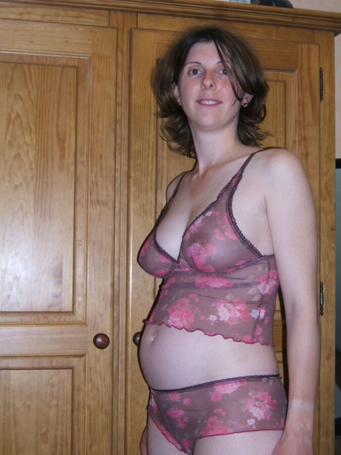 Free porn pics of Pregnant wife 8 of 21 pics