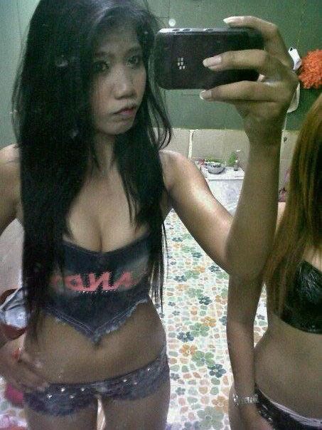 Free porn pics of Thai bargirls 15 of 19 pics