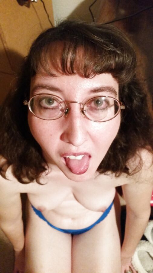 Free porn pics of cum on this hot face and repost  10 of 13 pics