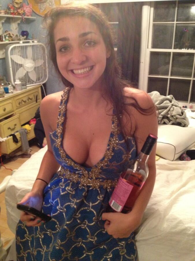 Free porn pics of Katrina Vona - perfect teen with big tits 3 of 36 pics