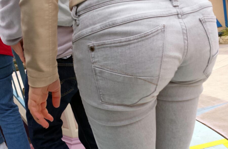 Free porn pics of Jeans Ass Candid 12 of 18 pics