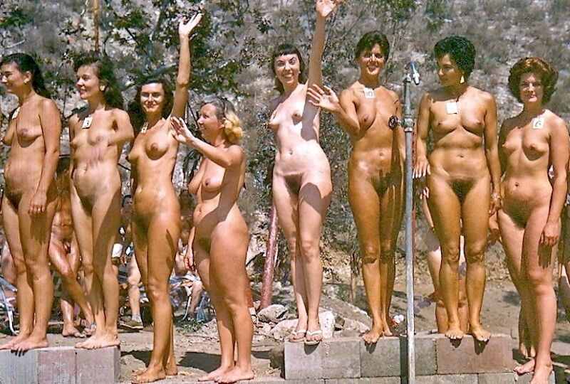 Free porn pics of Nudist pageant with BUSH 6 of 26 pics