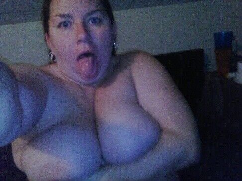 Free porn pics of  big tit whore 6 of 14 pics