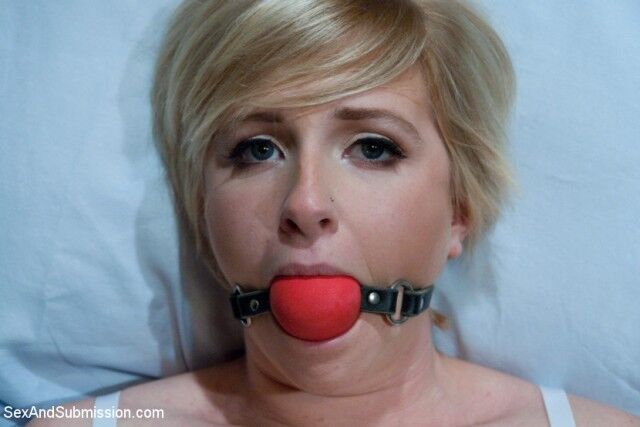 Free porn pics of Gagged women 67 4 of 15 pics