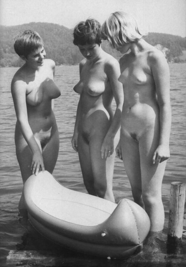 Free porn pics of Vintage Nudism 2 24 of 46 pics