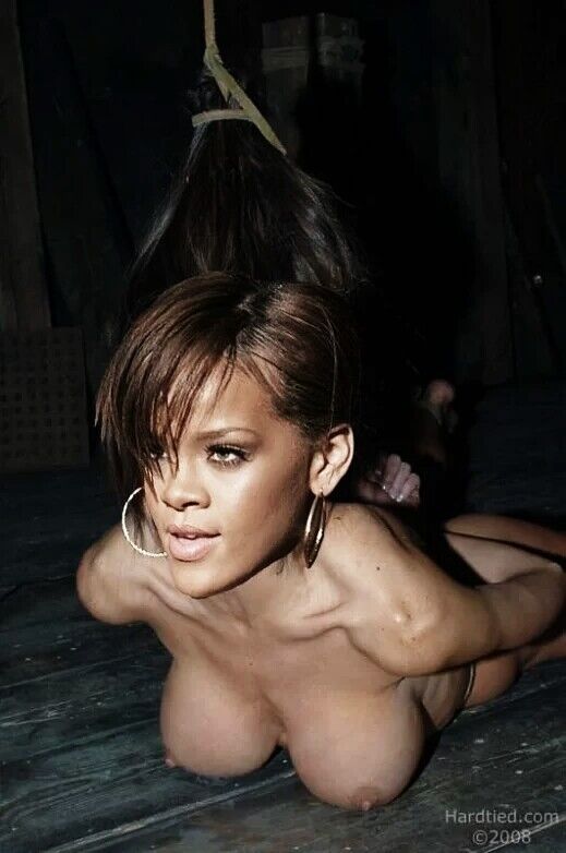 Free porn pics of Rihanna 12 of 20 pics