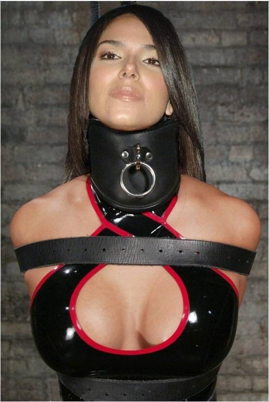 Free porn pics of Roselyn Sanchez 1 of 5 pics
