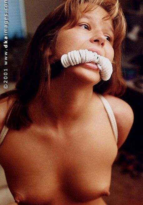Free porn pics of Gagged women 69 16 of 90 pics