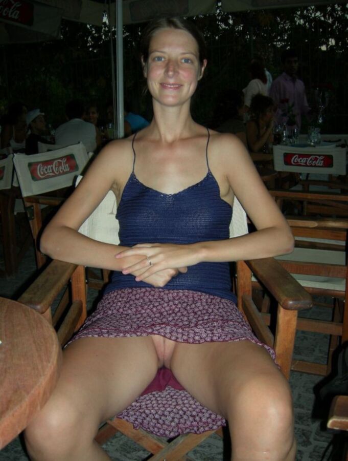 Free porn pics of In Athens, without panties 6 of 18 pics