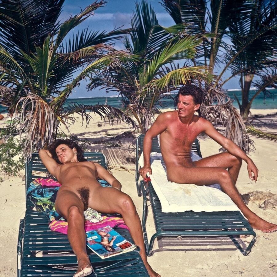 Free porn pics of Nudist Couples 03 (Vintage) 23 of 24 pics