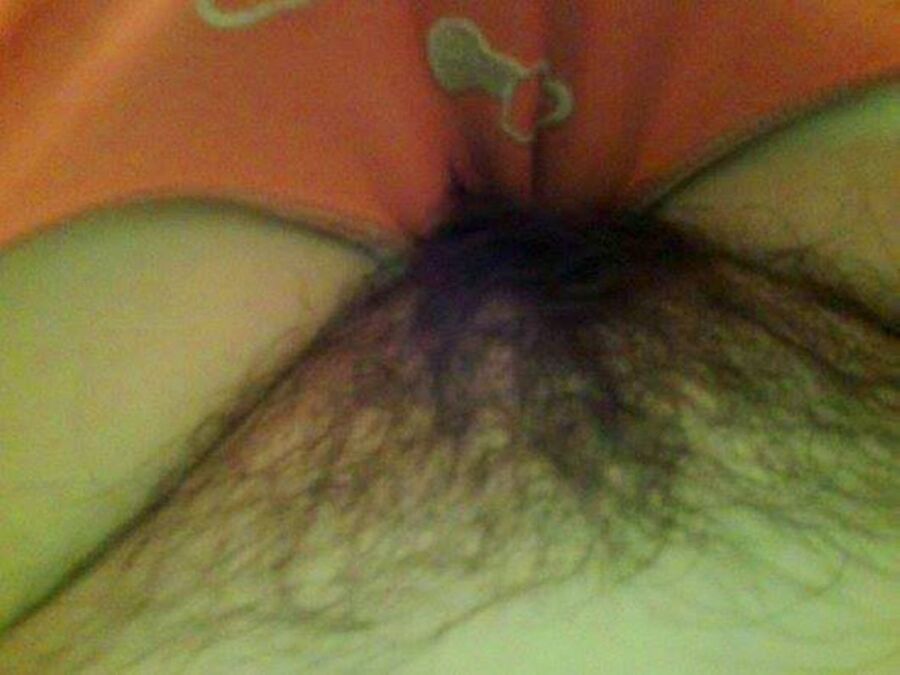 Free porn pics of ..and her new orange knickers... 6 of 7 pics