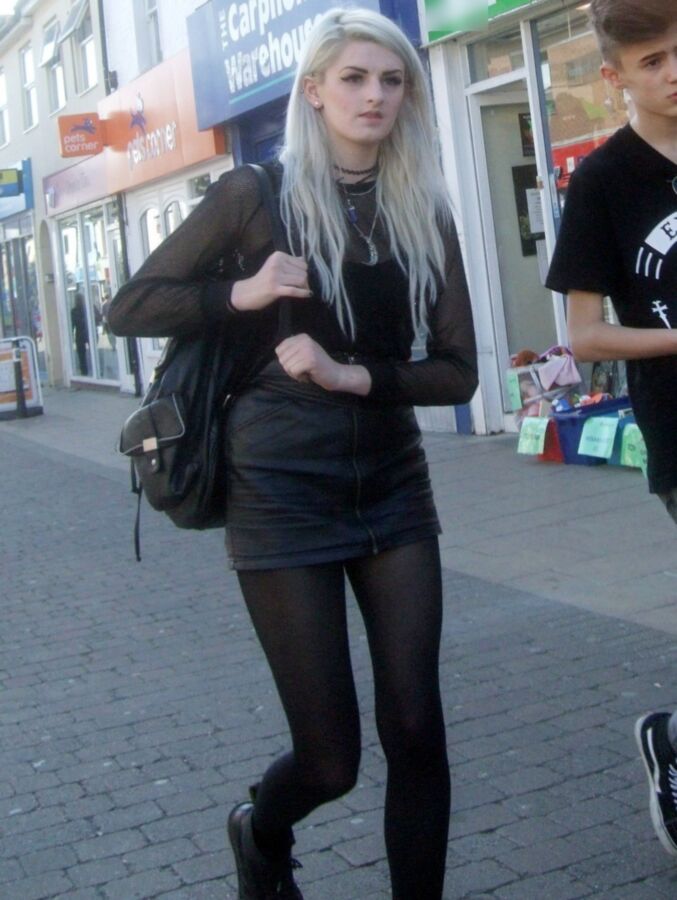 Free porn pics of Candid Teens/Older 44 - Pantyhose, Leggings, Tight Shorts 9 of 64 pics