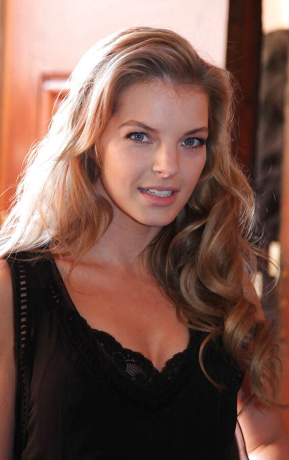 Free porn pics of Yvonne Catterfeld 6 of 16 pics