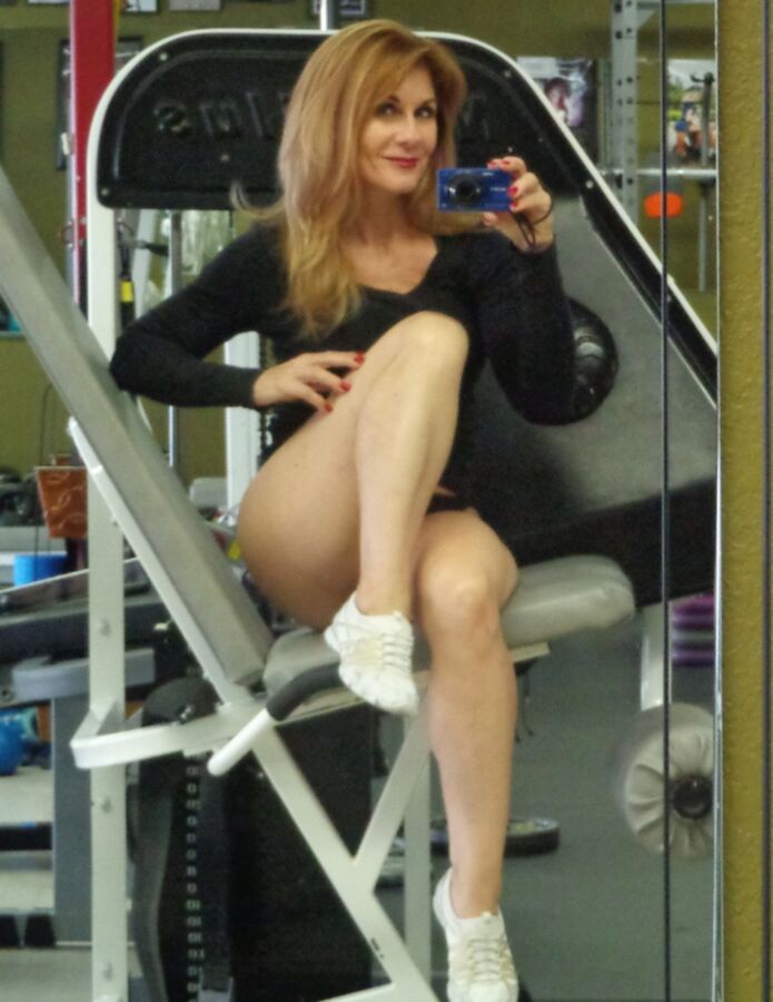 Free porn pics of Rosemarie 52yr old fitness MILF.  7 of 8 pics