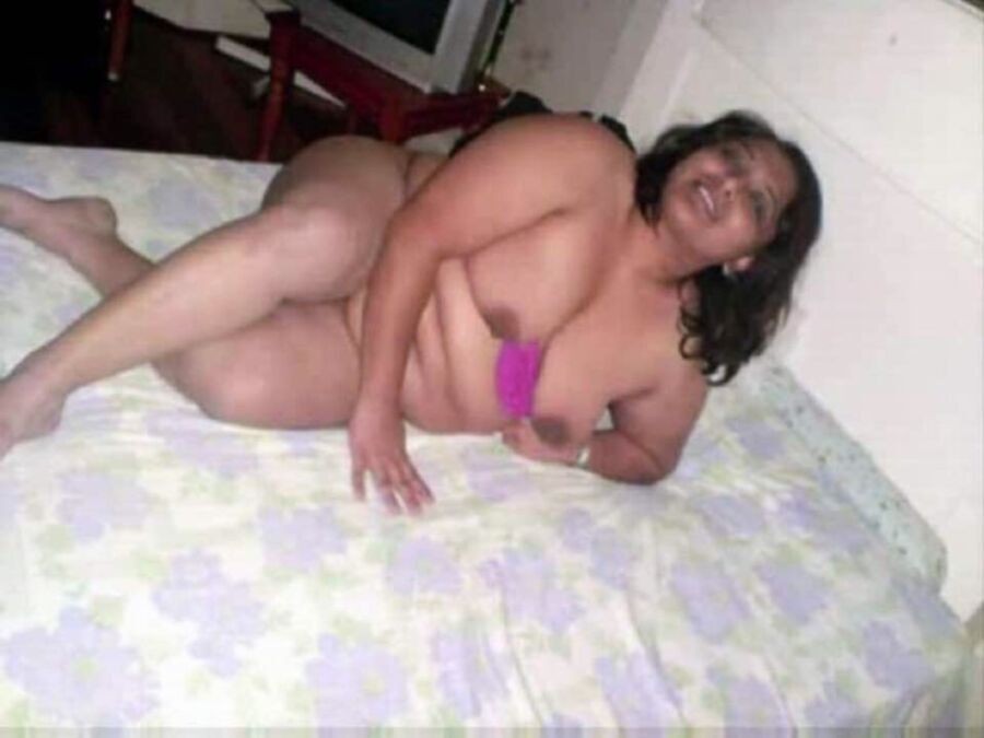 Free porn pics of Fat paki slut 9 of 11 pics