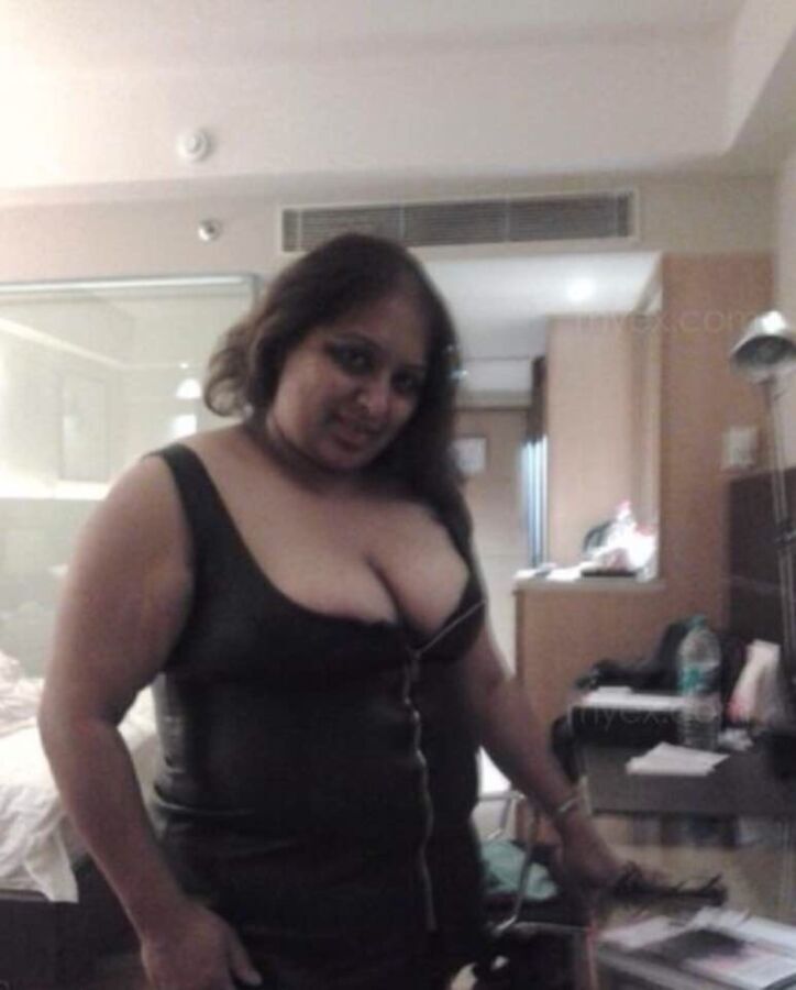 Free porn pics of Fat paki slut 7 of 11 pics
