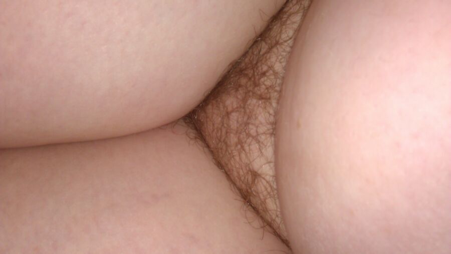 Free porn pics of Girlfriends hairy pussy 3 of 28 pics