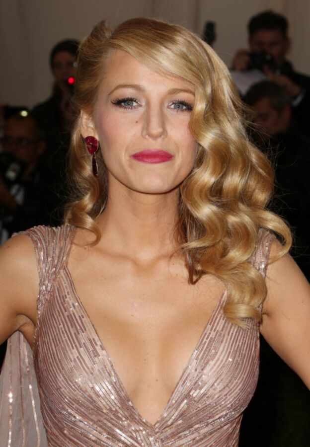Free porn pics of Blake Lively not bad ;) 4 of 14 pics