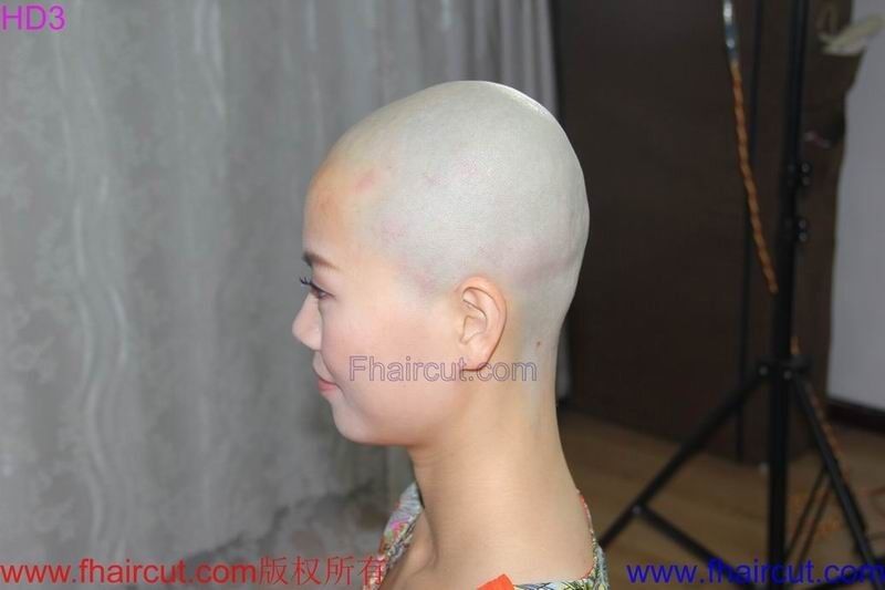 Free porn pics of Chinese girls get their heads shaved 22 of 54 pics