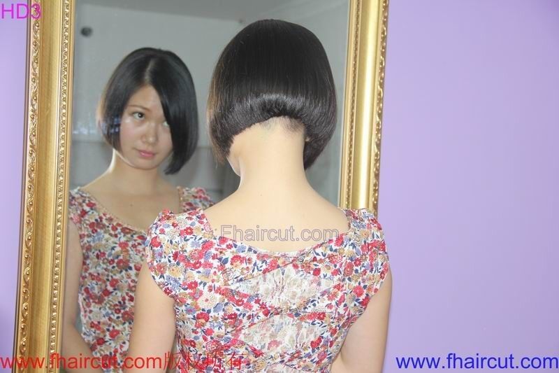 Free porn pics of Chinese girls get their heads shaved 4 of 54 pics