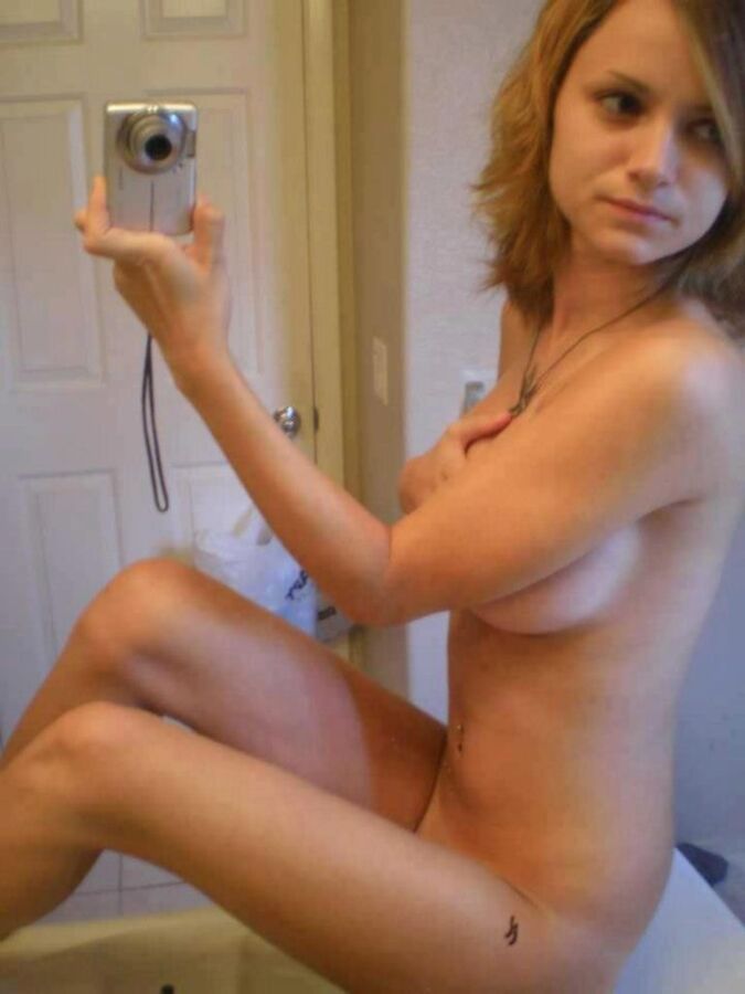 Free porn pics of Amateur teen selfies!!! 4 of 80 pics