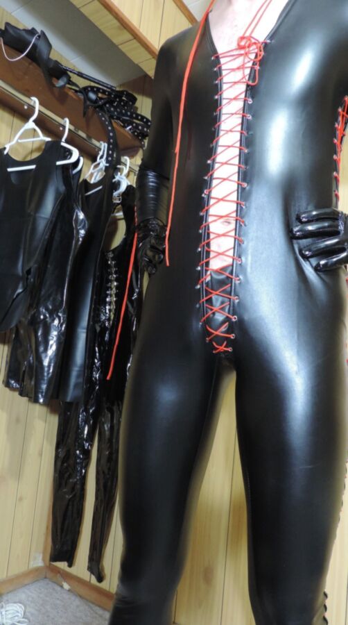 Free porn pics of Male Dom Leather Catsuit 2 of 17 pics