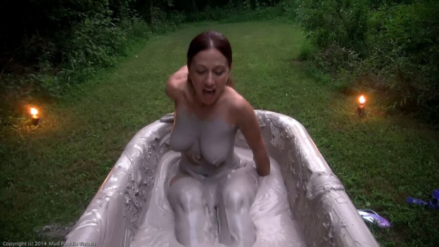 Free porn pics of Jordan Likes An Outdoor Creamy Mud Bath 24 of 60 pics