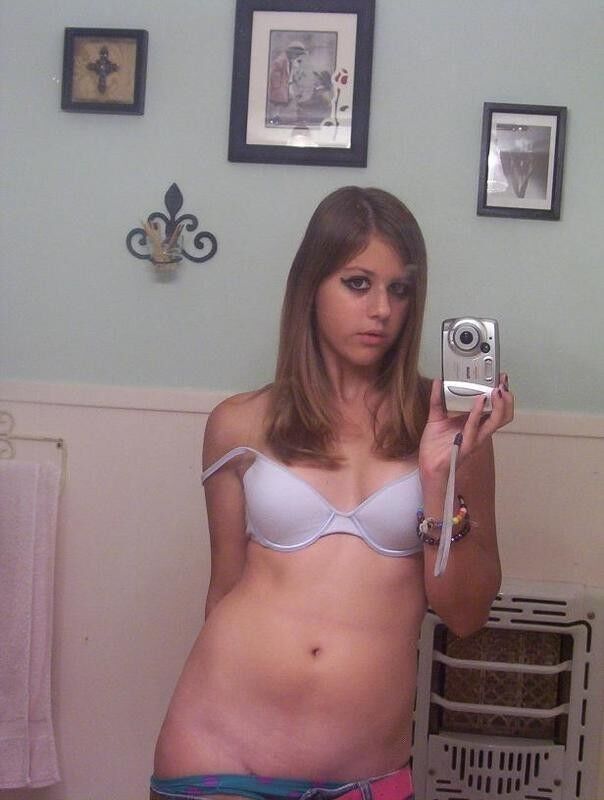 Free porn pics of selfies and dressed 22 of 85 pics