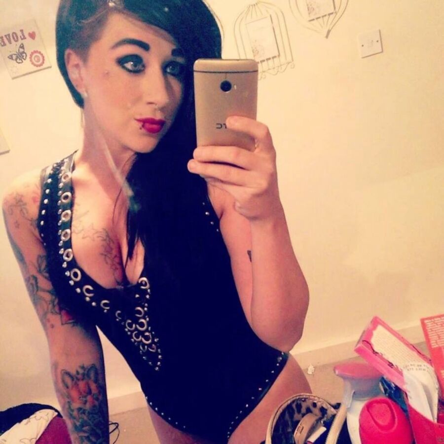 Free porn pics of Kimi Roberts uk FB local slut. 16 of 37 pics