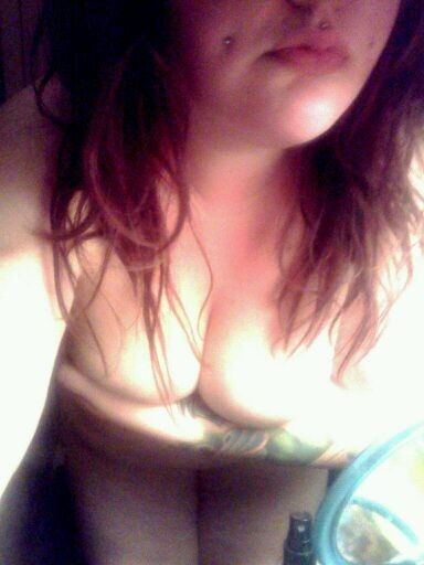 Free porn pics of Chubby Big Tits Girls Sexts 7 of 24 pics