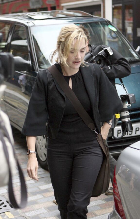 Free porn pics of Kate Winslet 22 of 65 pics