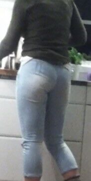 Free porn pics of Milf wifes jeans ass 7 of 8 pics