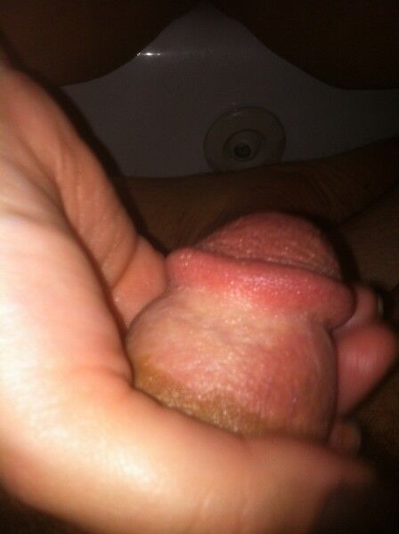 Free porn pics of a couple of the hubby 1 of 4 pics