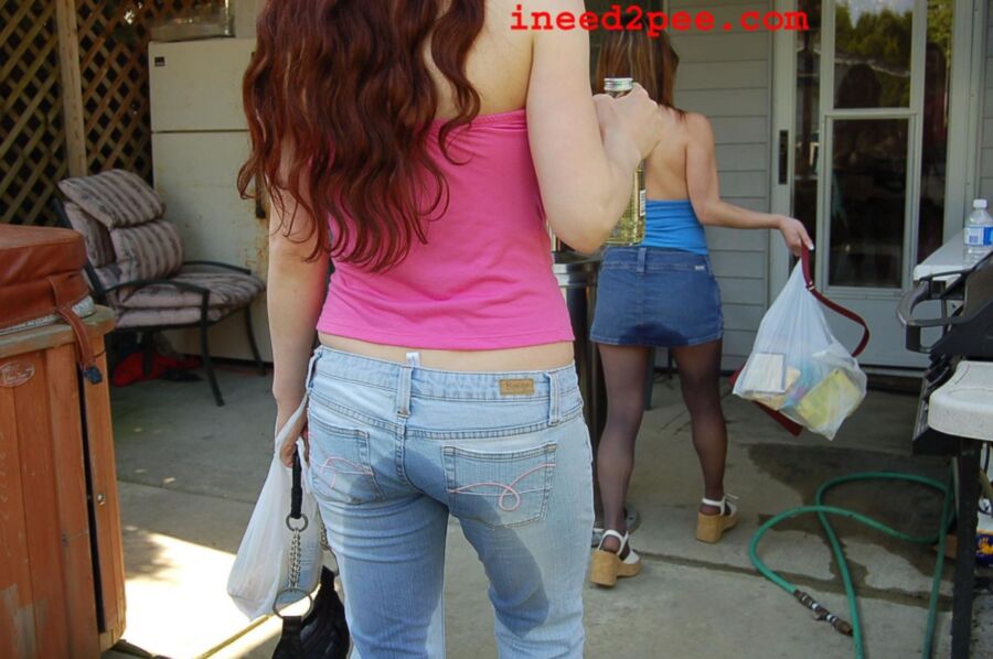 Free porn pics of Megan pees her tight jeans  11 of 11 pics