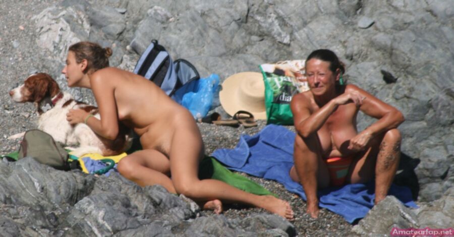 Free porn pics of Hot Nudist Beach 15 of 40 pics