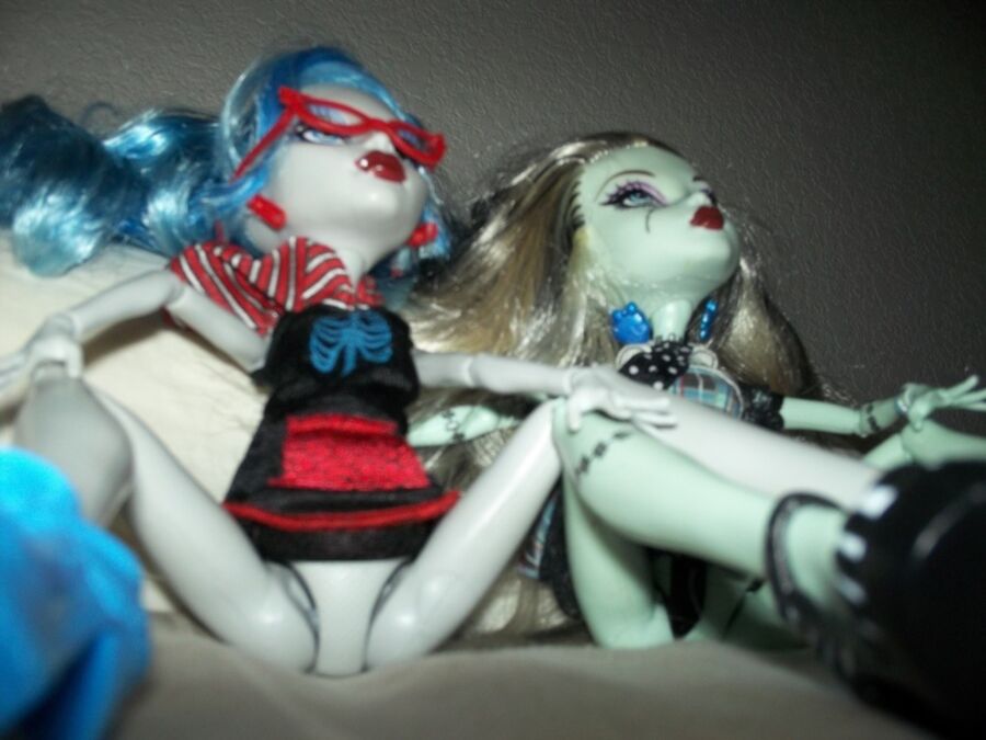 Free porn pics of Monster HIgh Due 2 of 66 pics