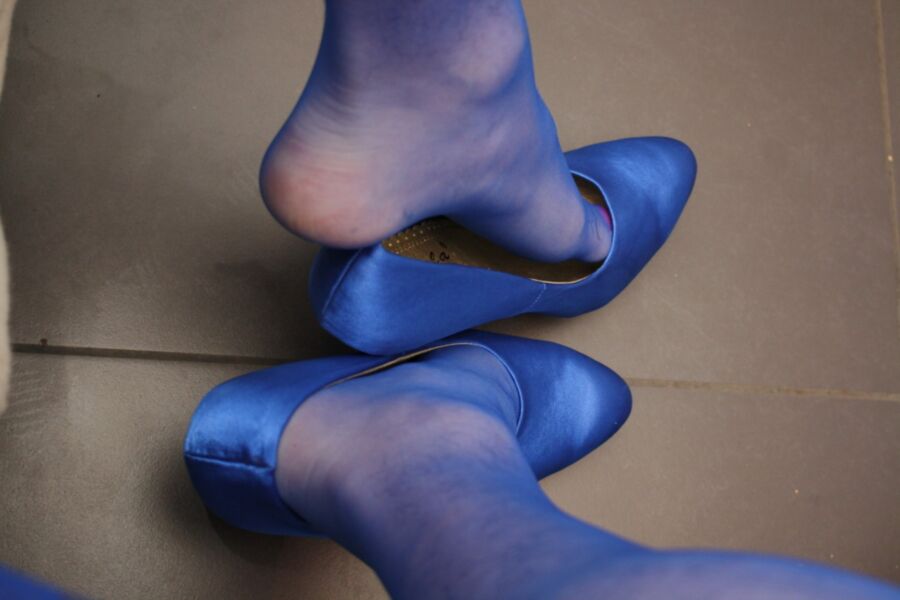 Free porn pics of blue in heels 1 of 80 pics
