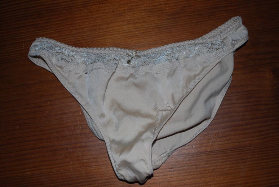 Free porn pics of more dirty panties from my neighbor 11 of 13 pics