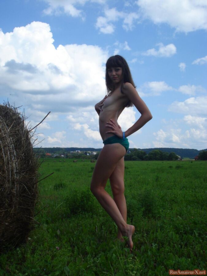 Free porn pics of Russian amateur babe Irina 8 of 67 pics